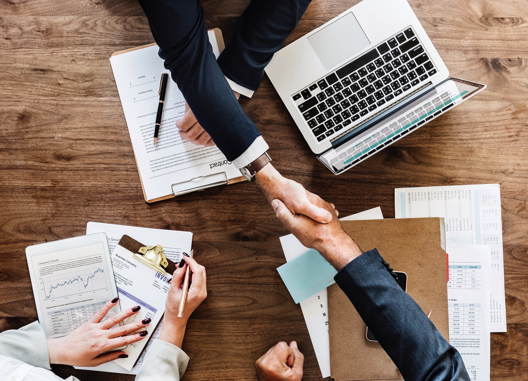 Contract signature for EU Cosmetics Registration